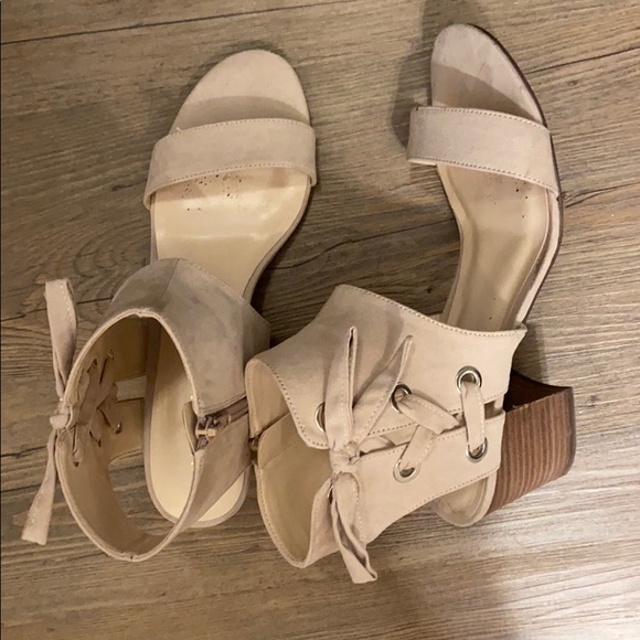 Nude sandals - Picture 2 of 4